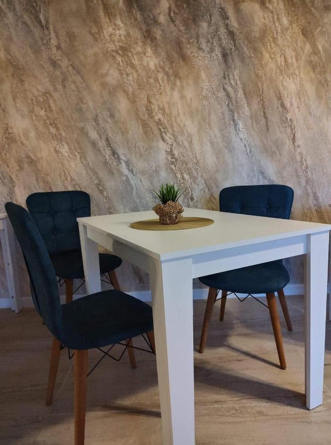Dania&Petru Residence Tîrgu Ocna Eksteriør billede
