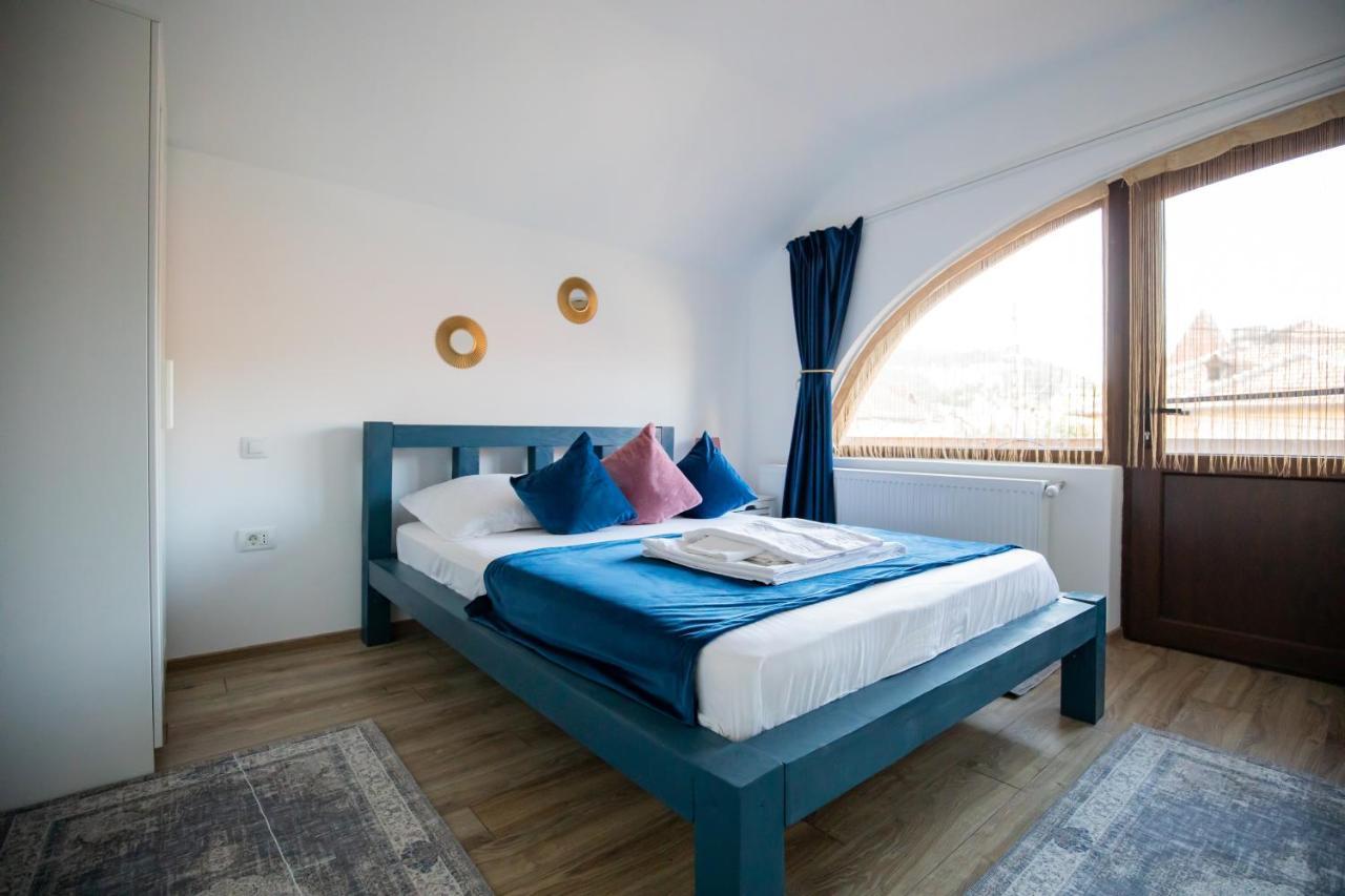 Dania&Petru Residence Tîrgu Ocna Eksteriør billede
