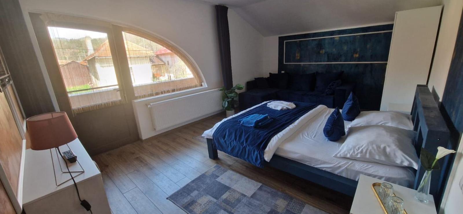 Dania&Petru Residence Tîrgu Ocna Eksteriør billede